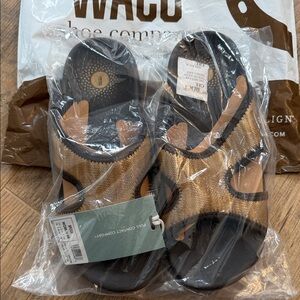 REVITALIGN Brook Two-Tone Brown/Bronze Sandals